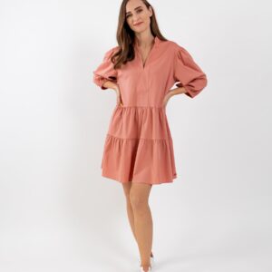 This dress catches everyone’s eye and makes you fall in love at first sight.